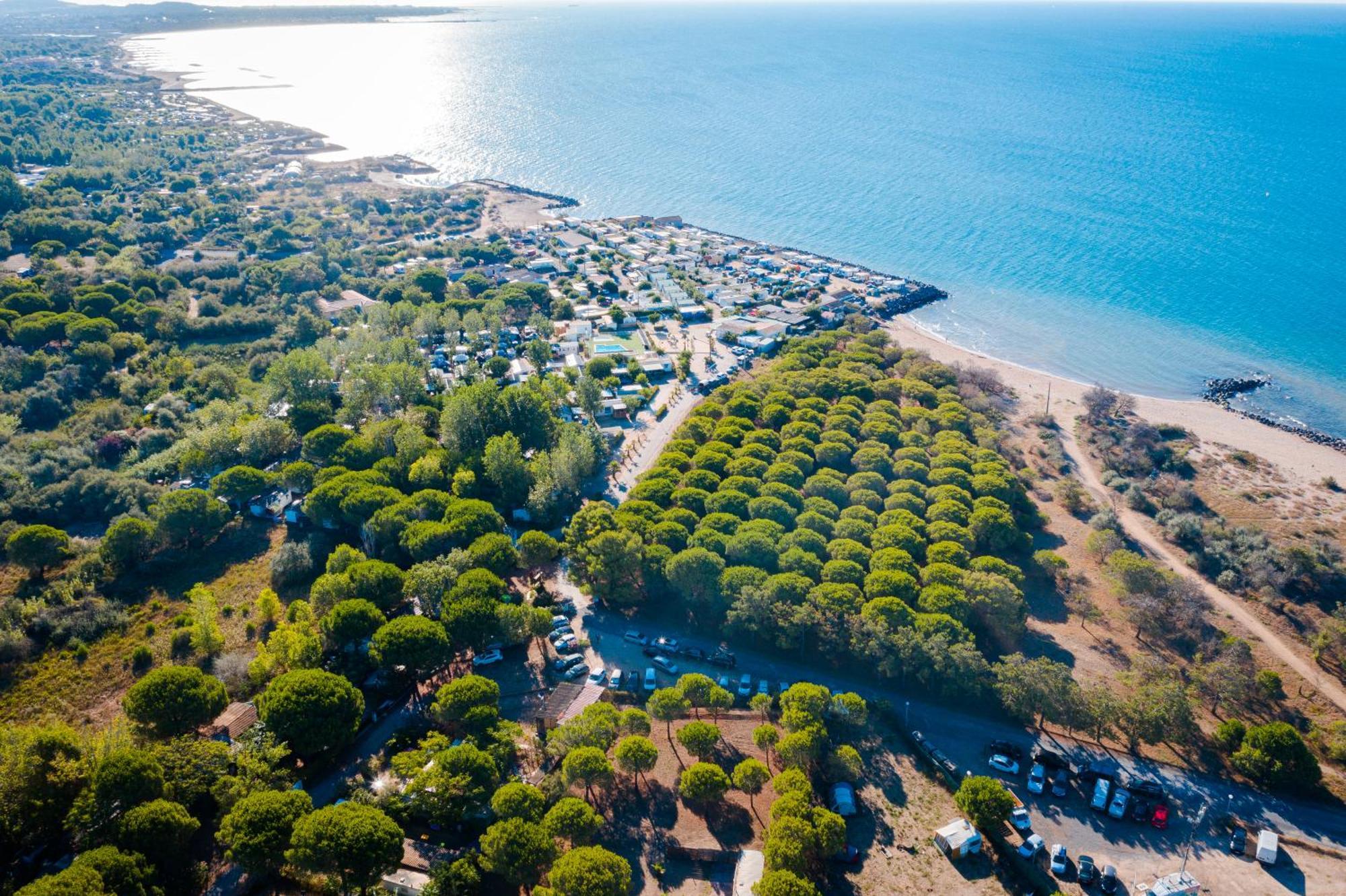 Camping Le Roucan West Vias Exterior photo